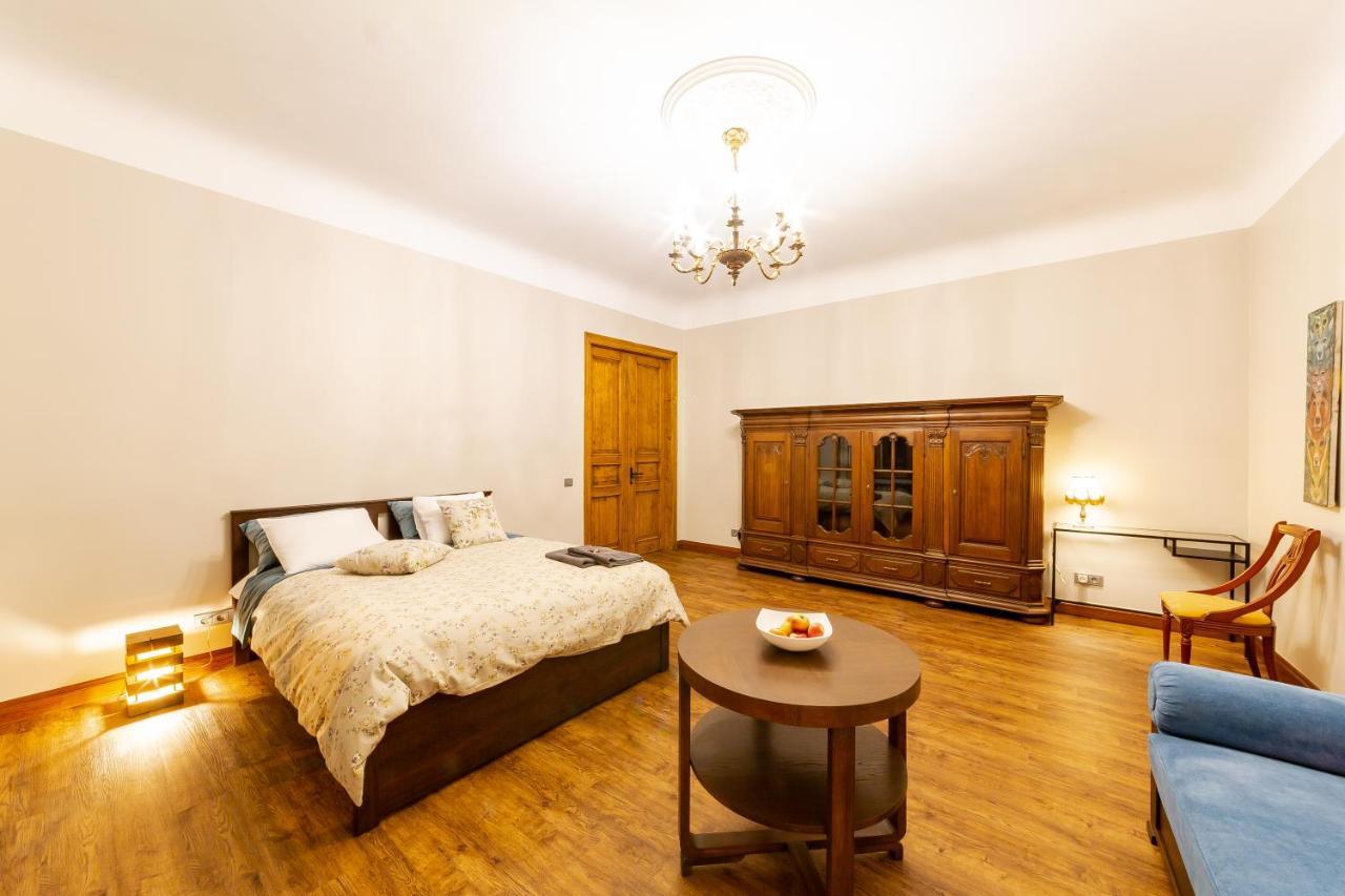 Ferienwohnung Cozy Storie'S Ap, 47Sqm, Renovated 2020, Free Parking Riga Exterior foto