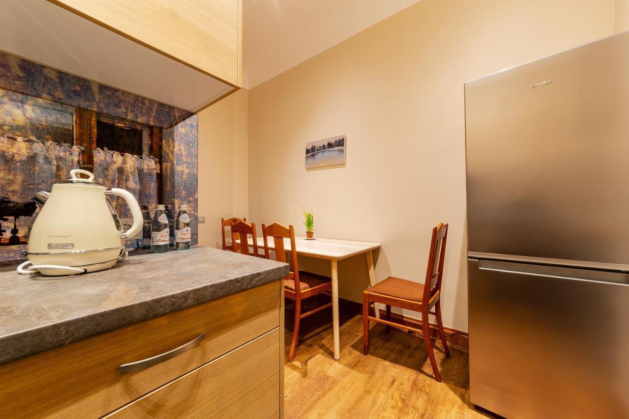 Ferienwohnung Cozy Storie'S Ap, 47Sqm, Renovated 2020, Free Parking Riga Exterior foto